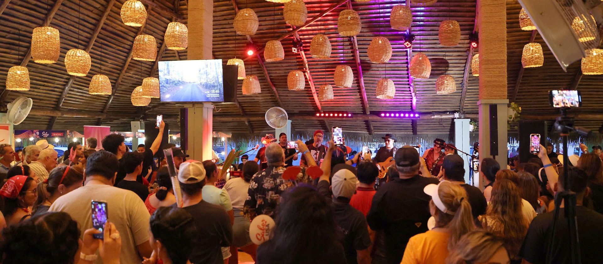 Club Sabor USA Punto de encuentro para toda la comunidad